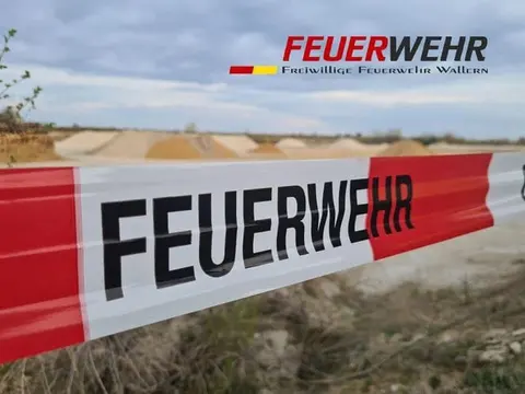 Lose Dachziegel an Wirtschaftsgebäude 1