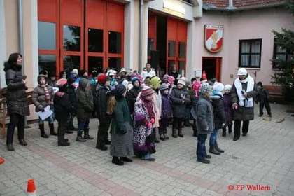 Christbaumstellen 2011 6