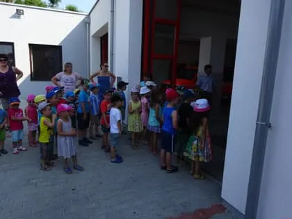 Kindergarten zu Besuch bei der Feuerwehr 5