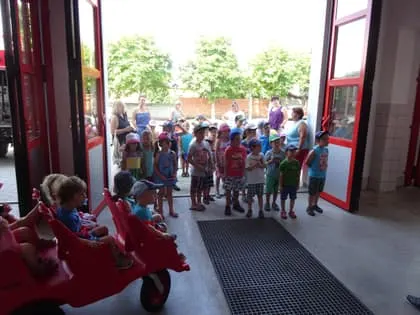 Kindergarten zu Besuch bei der Feuerwehr 6